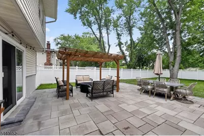 20 Arnold Drive, Parsippany, NJ 07054 - Photo 2