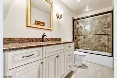 115 Sturbridge Cir, Wayne Twp., NJ 07470 - Photo 24