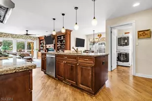 115 Sturbridge Cir, Wayne Twp., NJ 07470 - Photo 32