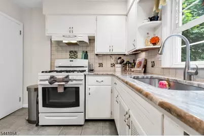1030 Westfield Ave, Rahway, NJ 07065 - Photo 16