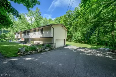11 Pine Ridge Rd, Lebanon Township, NJ 07830 - Photo 42