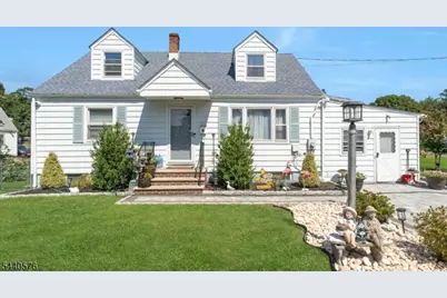 213 Glenside Pl, North Plainfield, NJ 07060 - Photo 1
