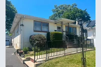 129 Hampton St, Metuchen, NJ 08840 - Photo 2