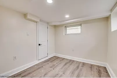 602 Avenue, Bayonne, NJ 07002 - Photo 4
