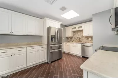 159 Old Clinton Rd, Raritan Township, NJ 08822 - Photo 4