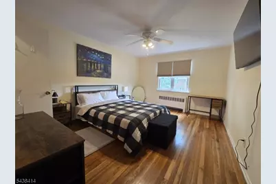 11 Wedgewood Dr #1, Verona, NJ 07044 - Photo 12