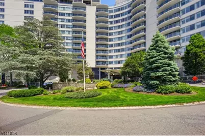 1 Claridge Dr #1026, Verona, NJ 07044 - Photo 28