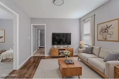 21 Mitchell Pl, Newark, NJ 07114 - Photo 2