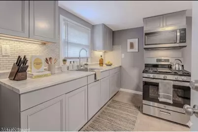21 Mitchell Pl, Newark, NJ 07114 - Photo 4