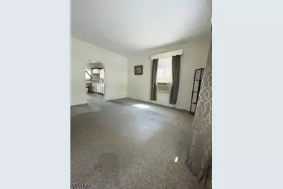 16 Jackson Ave, North Plainfield, NJ 07060 - Photo 6
