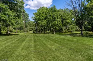 20 Sand Hill Rd, Raritan Township, NJ 08822 - Photo 6