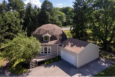 20 Sand Hill Rd, Raritan Township, NJ 08822 - Photo 2