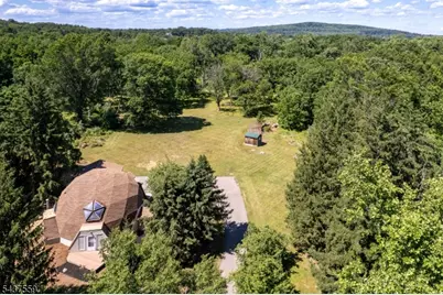 20 Sand Hill Rd, Raritan Township, NJ 08822 - Photo 4