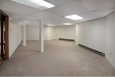20 Sand Hill Rd, Raritan Township, NJ 08822 - Photo 24