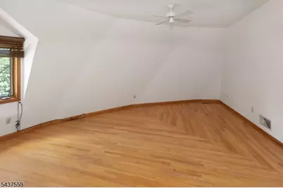 20 Sand Hill Rd, Raritan Township, NJ 08822 - Photo 16