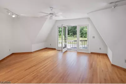 20 Sand Hill Rd, Raritan Township, NJ 08822 - Photo 6