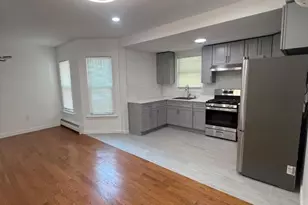 49 Mercer St, Paterson, NJ 07524 - Photo 2