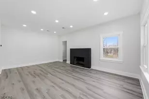 31 St Moritz Pl, Wayne, NJ 07470 - Photo 4