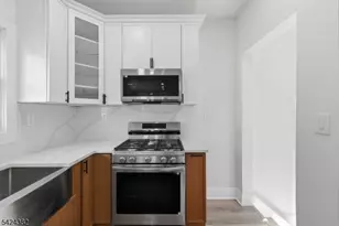 31 St Moritz Pl, Wayne, NJ 07470 - Photo 8