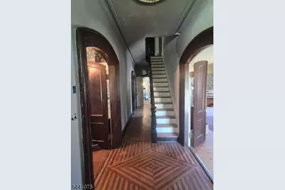 804 Old York Rd, Raritan, NJ 08869 - Photo 12