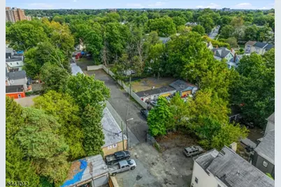 201 Park Ave, East Orange, NJ 07017 - Photo 4