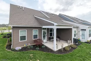 2 Sharp Shinned Ct, Washington Township, NJ 07882 - Photo 2