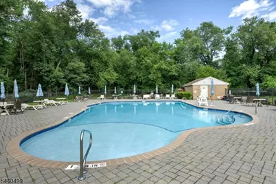 131 Bunker Hill Rd, Wayne, NJ 07470 - Photo 4