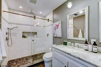 131 Bunker Hill Rd, Wayne, NJ 07470 - Photo 30