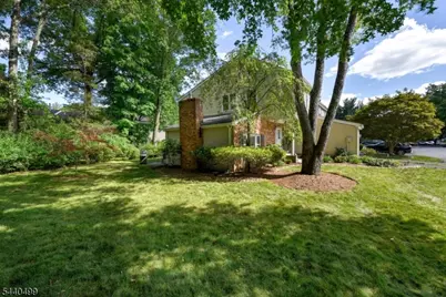 131 Bunker Hill Rd, Wayne, NJ 07470 - Photo 6