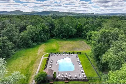 131 Bunker Hill Rd, Wayne, NJ 07470 - Photo 36