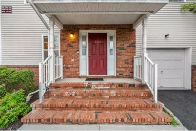252 Moonlight Dr, Piscataway Township, NJ 08854 - Photo 2