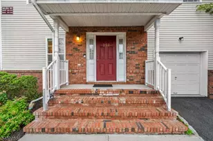 252 Moonlight Dr, Piscataway Township, NJ 08854 - Photo 2