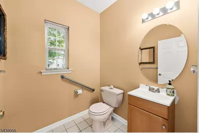 252 Moonlight Dr, Piscataway Township, NJ 08854 - Photo 30