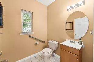 252 Moonlight Dr, Piscataway Township, NJ 08854 - Photo 30