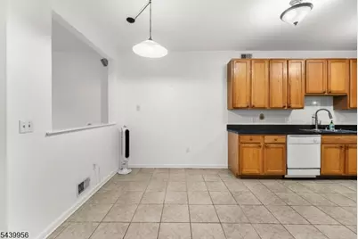 252 Moonlight Dr, Piscataway Township, NJ 08854 - Photo 8