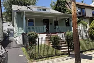 19 Mead St, Newark, NJ 07106 - Photo 2
