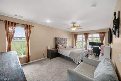 123 Chariot Ct, Piscataway Township, NJ 08854 - Photo 16