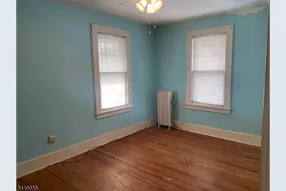361 W 5th Ave, Roselle, NJ 07203 - Photo 16