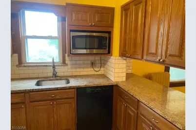 361 W 5th Ave, Roselle, NJ 07203 - Photo 10