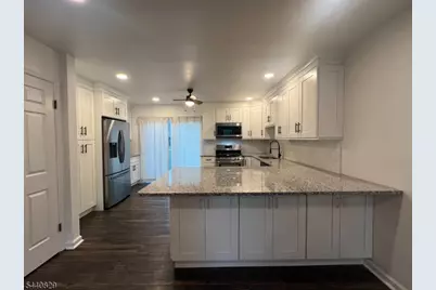 106 Sequoia Ct, Raritan Township, NJ 08822 - Photo 8