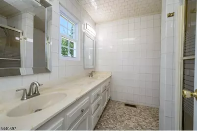 133 Hickory Rd, Franklin Township, NJ 08873 - Photo 26
