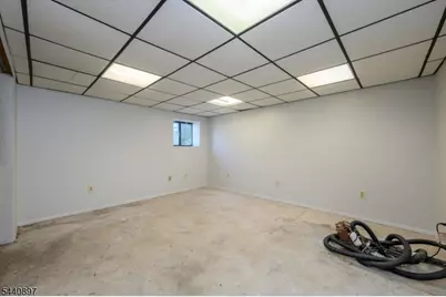 133 Hickory Rd, Franklin Township, NJ 08873 - Photo 28