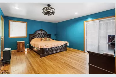 88 Tall Oaks Dr, East Brunswick Township, NJ 08816 - Photo 24