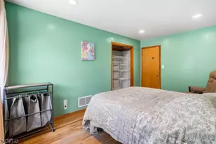 88 Tall Oaks Dr, East Brunswick Township, NJ 08816 - Photo 18