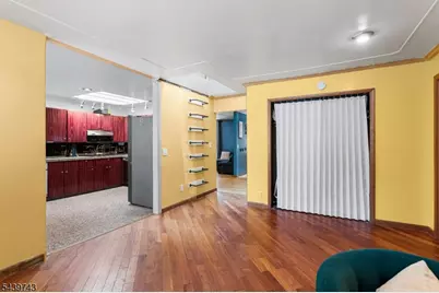88 Tall Oaks Dr, East Brunswick Township, NJ 08816 - Photo 10