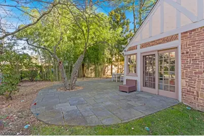 107 Clinton Ave, Montclair, NJ 07042 - Photo 6
