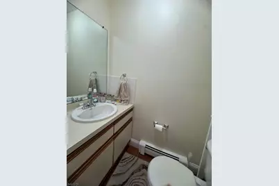 53 Village Dr, Hamburg, NJ 07419 - Photo 8