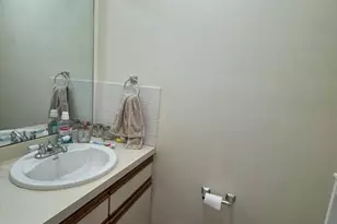 53 Village Dr, Hamburg, NJ 07419 - Photo 8