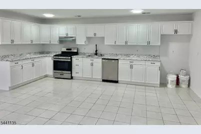 621 Elizabeth Ave, Elizabeth, NJ 07206 - Photo 8