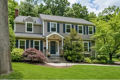 34 Wilcox Dr, Mountain Lakes, NJ 07046 - Photo 2